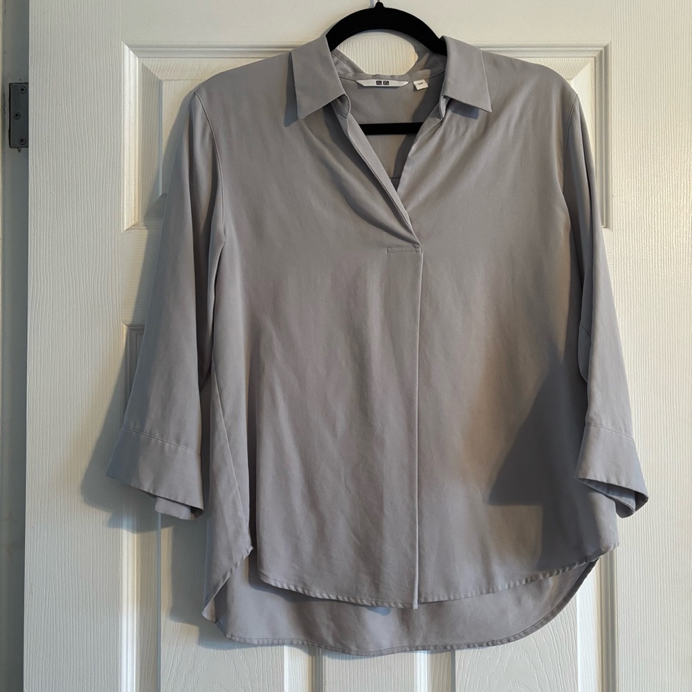 Uniqlo 3/4 sleeve skipper collar blouse
